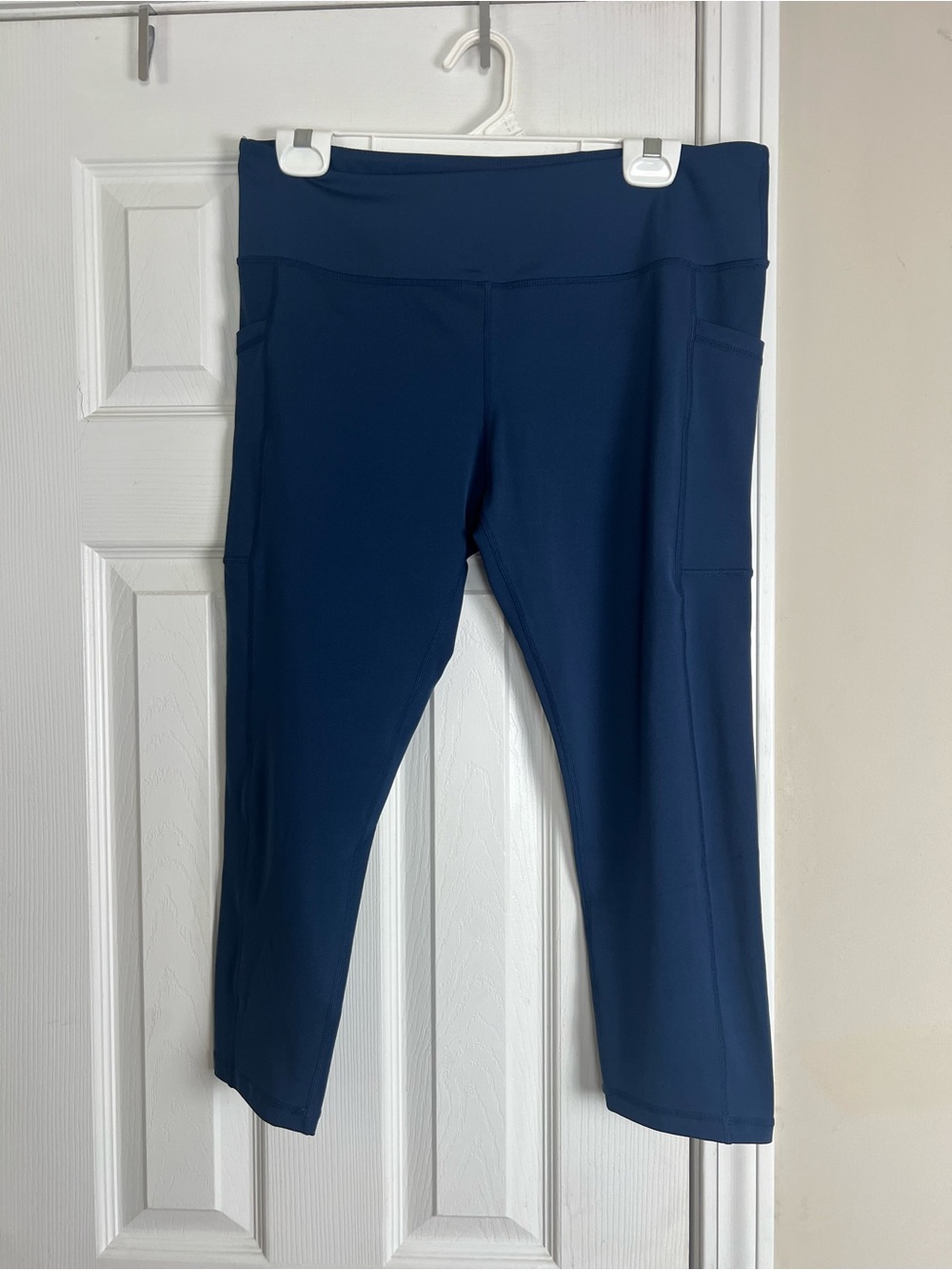 Constantly Varied Gear CVG Blue Pocket Capri Leggings XL